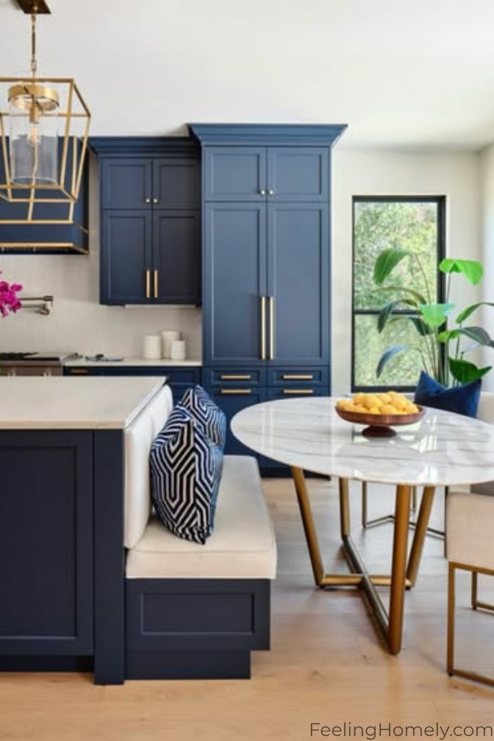 Chic Navy and Gold Kitchen Vibes