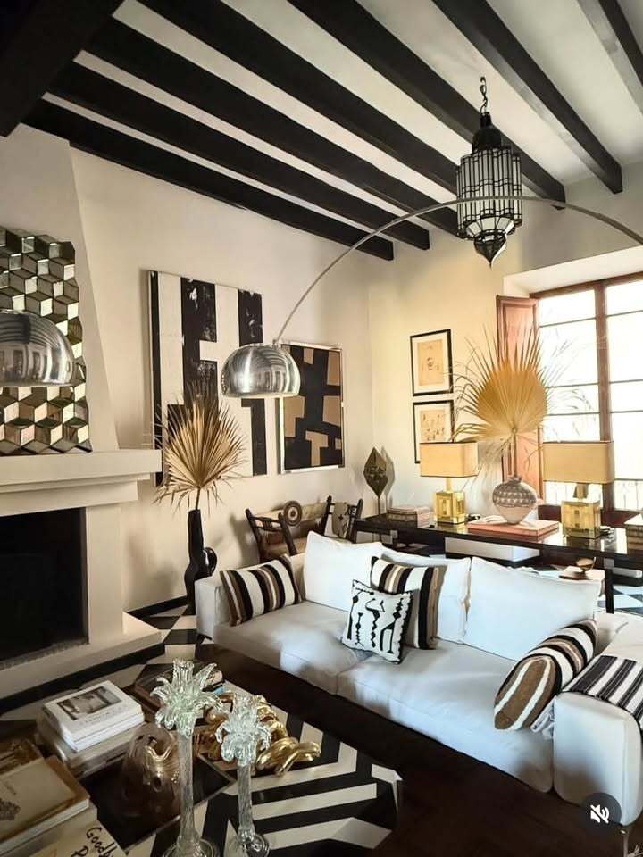 Chic Stripes and Modern Lines